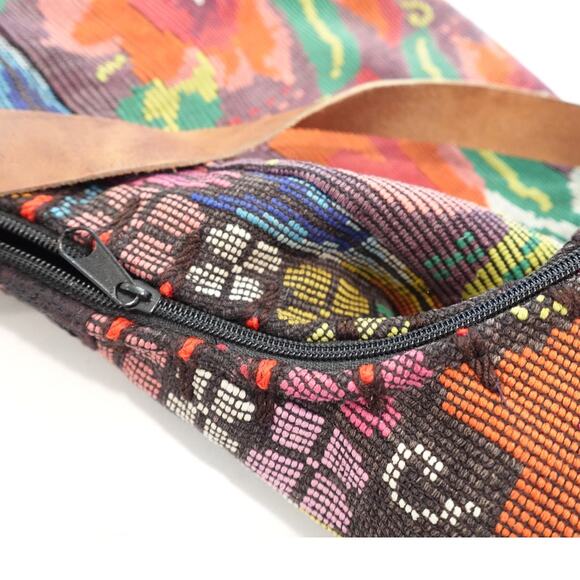 Altiplano Chichi Guatemalan Poppy Tapestry bag NWT Beautiful Fall Colors - Picture 9 of 10